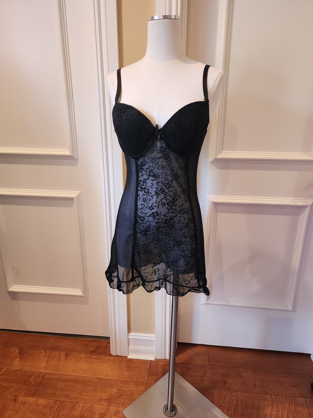 Universal Black Lace Sheer Babydoll Chemise